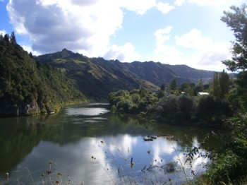 CIMG0546_Wanganui_River.JPG
